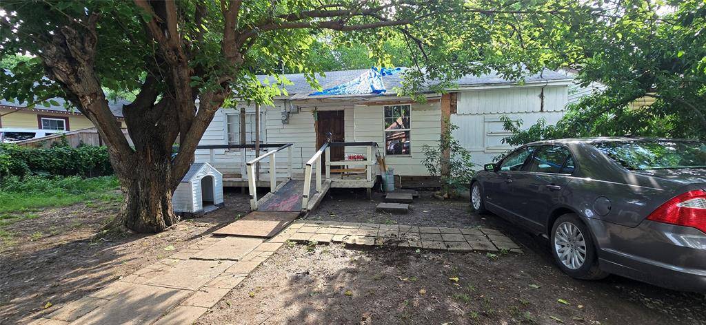 Dallas, TX 75211,1107 N Justin Avenue