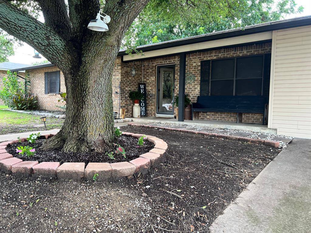 Comanche, TX 76442,1411 Marie Street