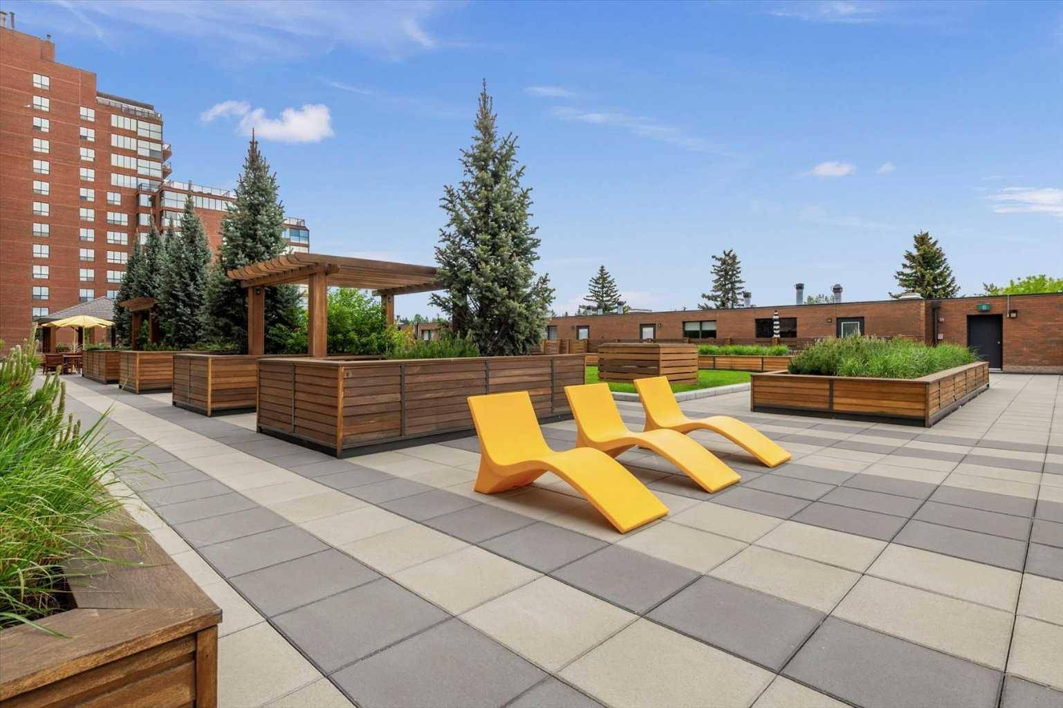 330 26 AVE SW #907, Calgary, AB T2S 2T3