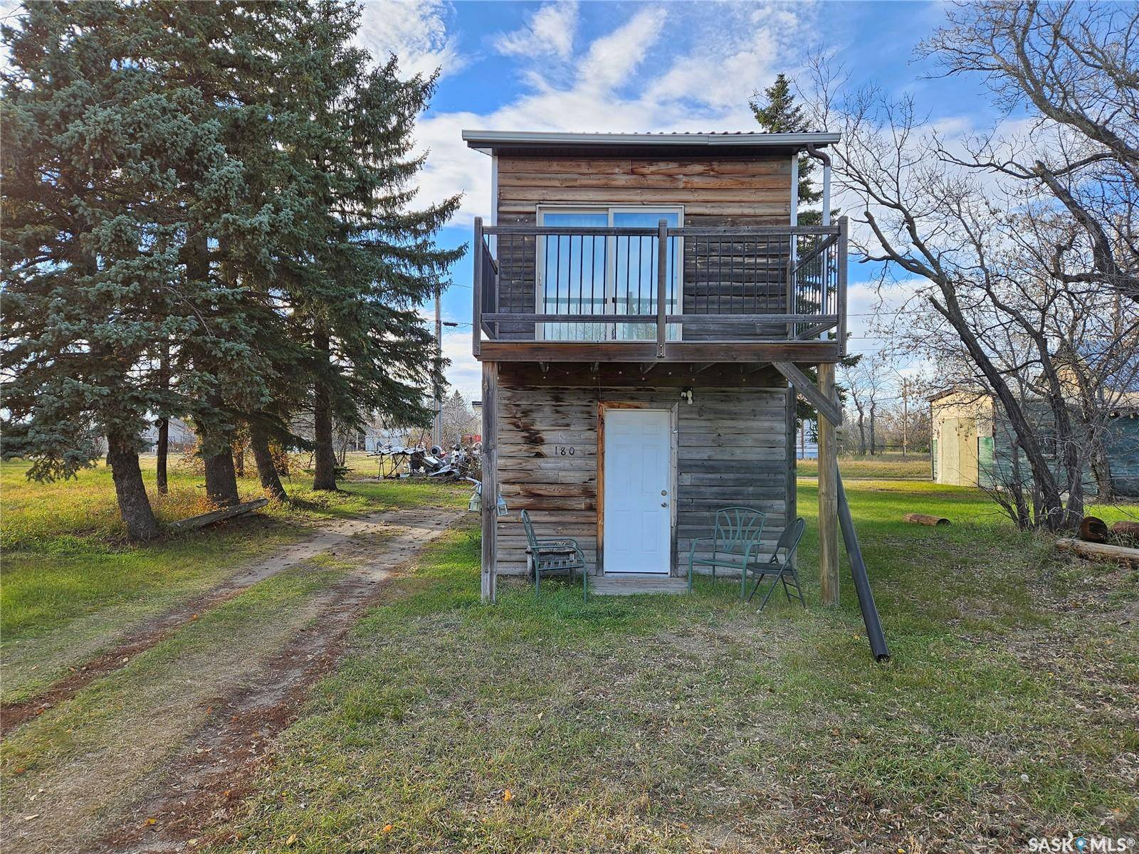 Kisbey, SK S0C 1L0,180 Main STREET