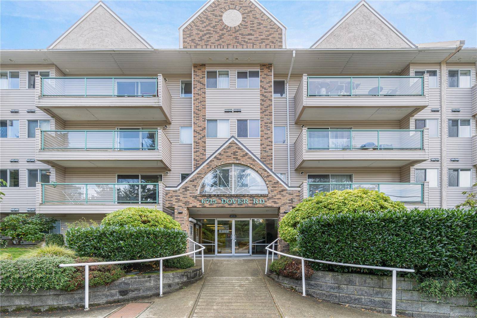 Nanaimo, BC V9V 1L8,6715 Dover Rd #307