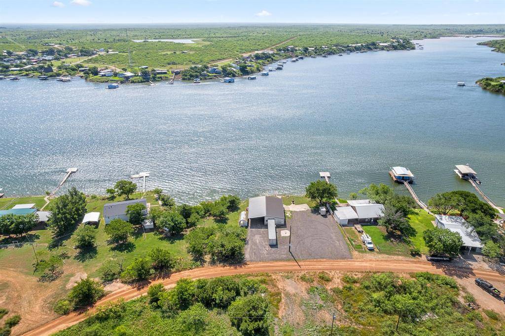 Seymour, TX 76380,894 W Moonshine Road