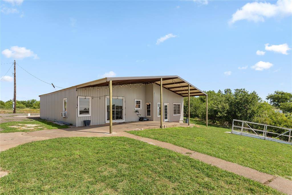 Seymour, TX 76380,894 W Moonshine Road