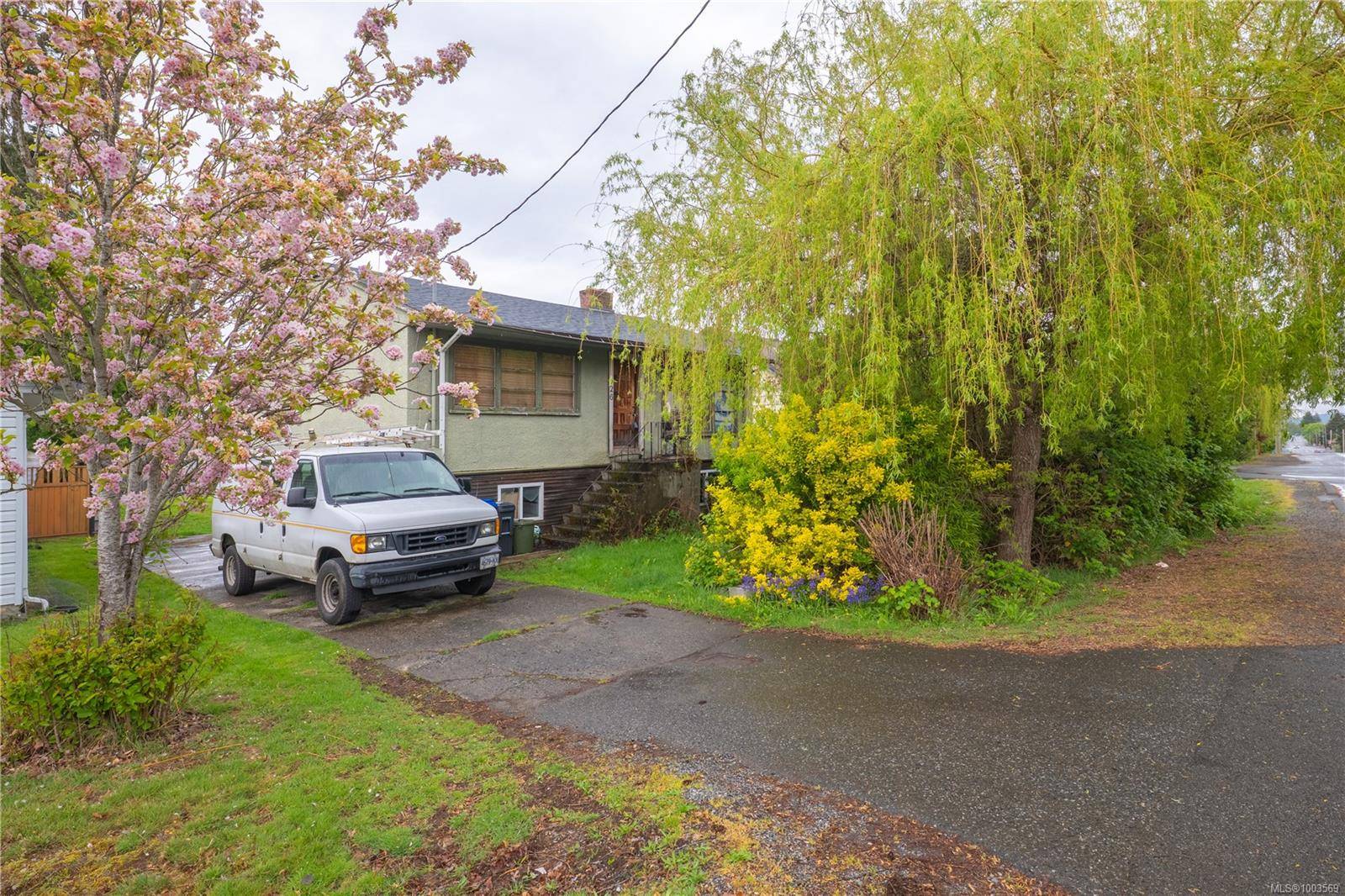 Nanaimo, BC V9R 1V3,626 Fourth St