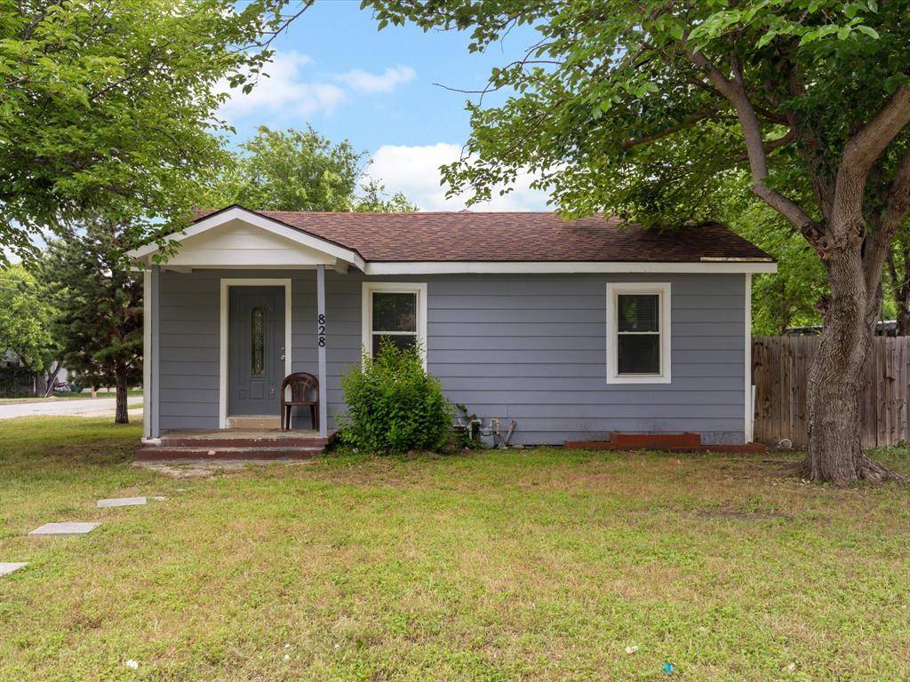 White Settlement, TX 76108,828 Ronald Street