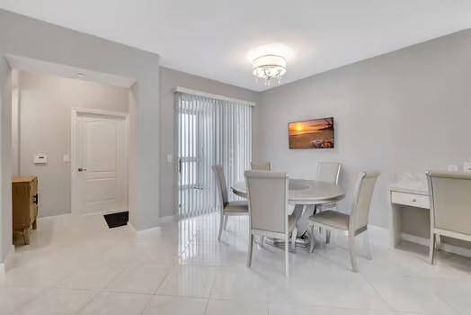 Tamarac, FL 33321,7727 Southampton Terrace #216