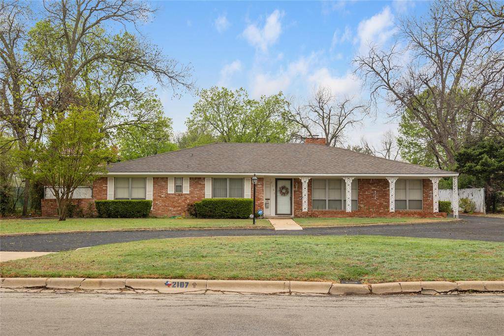 Brownwood, TX 76801,2107 Elizabeth Drive