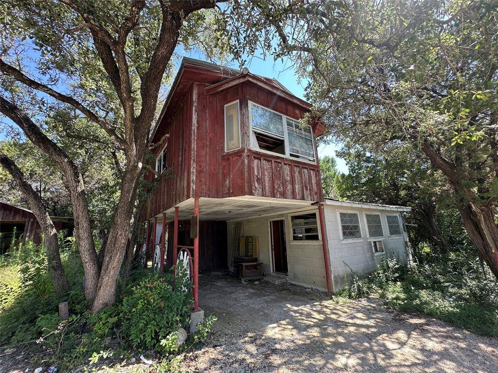 Whitney, TX 76692,110 FOX Drive