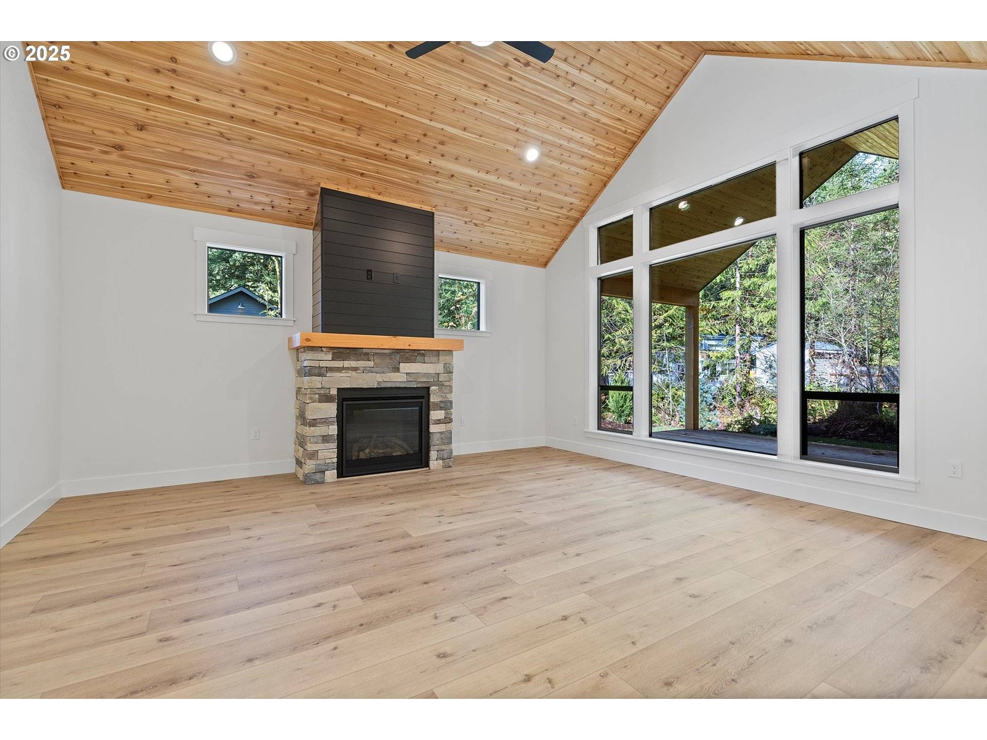 Welches, OR 97067,24512 E Bright AVE