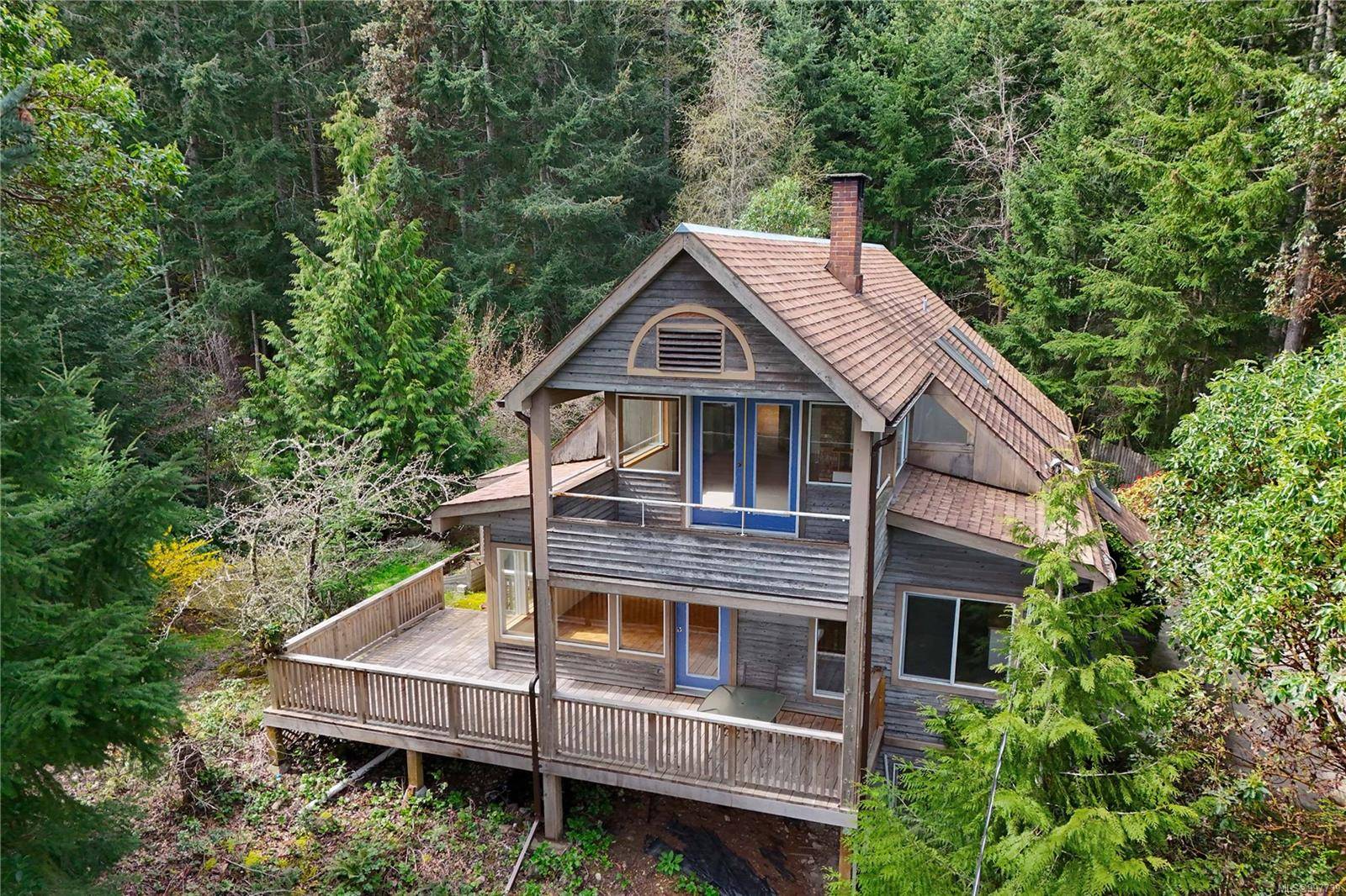 Salt Spring, BC L1L 1L1,121 Carlin Ave