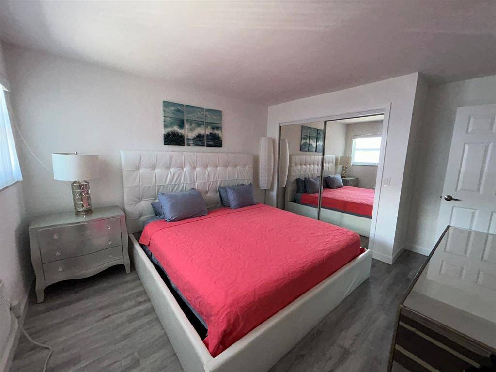 Hollywood, FL 33021,3510 Harrison St #4