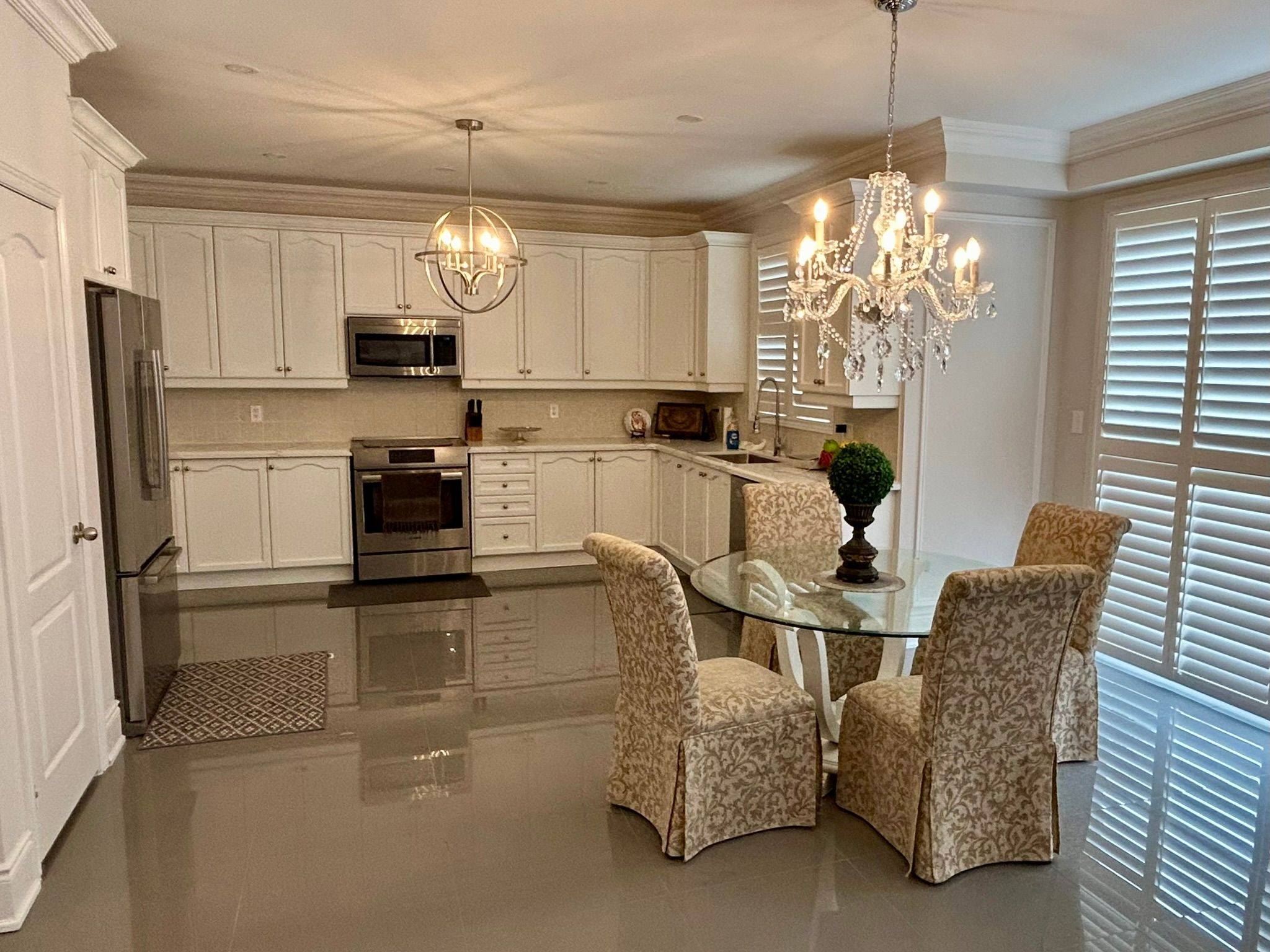 Burlington, ON L7M 5C3,4205 Sarazen DR