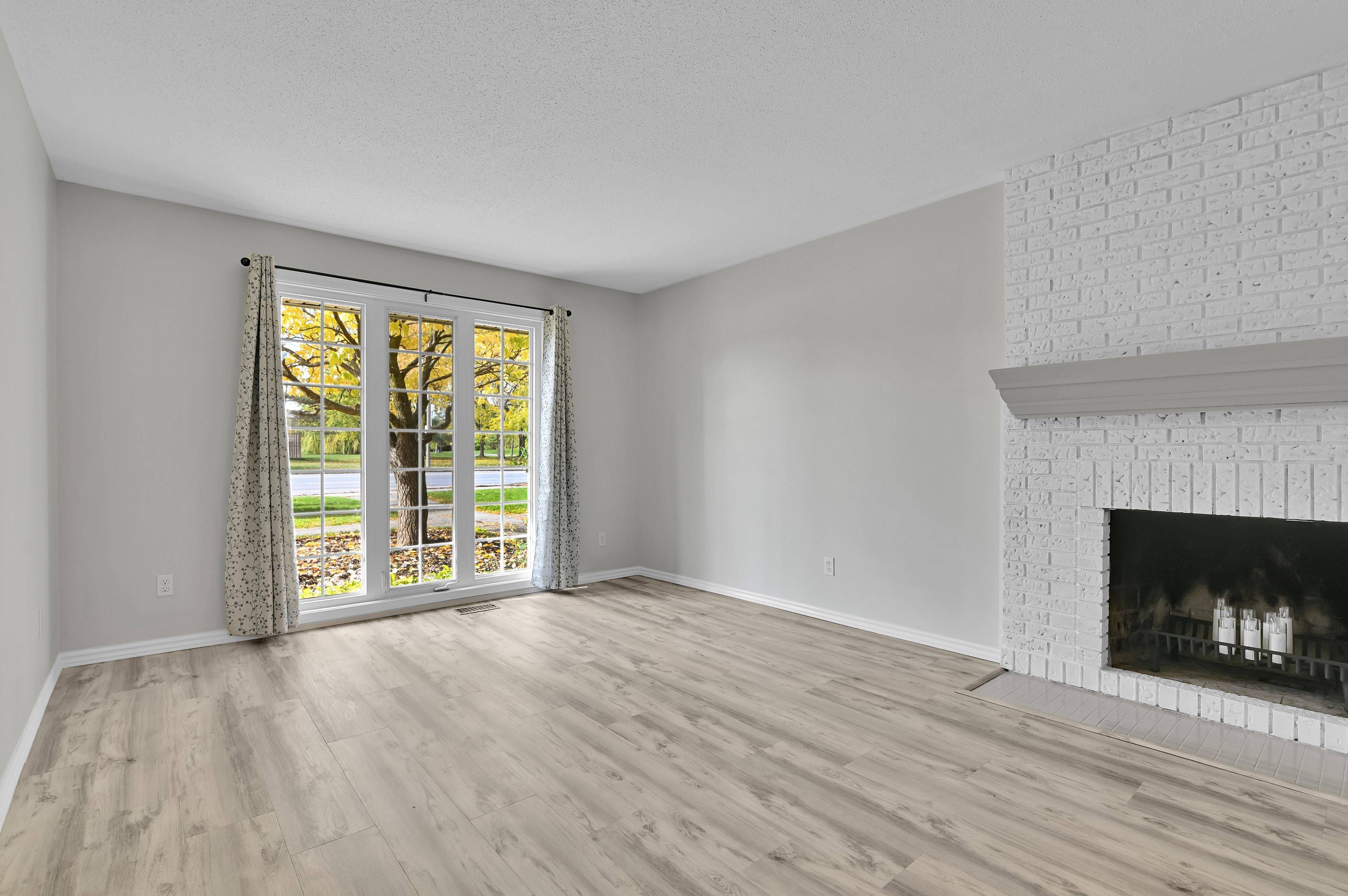 Mooneys Bay - Carleton Heights And Area, ON K2C 3M8,1511 Fisher AVE