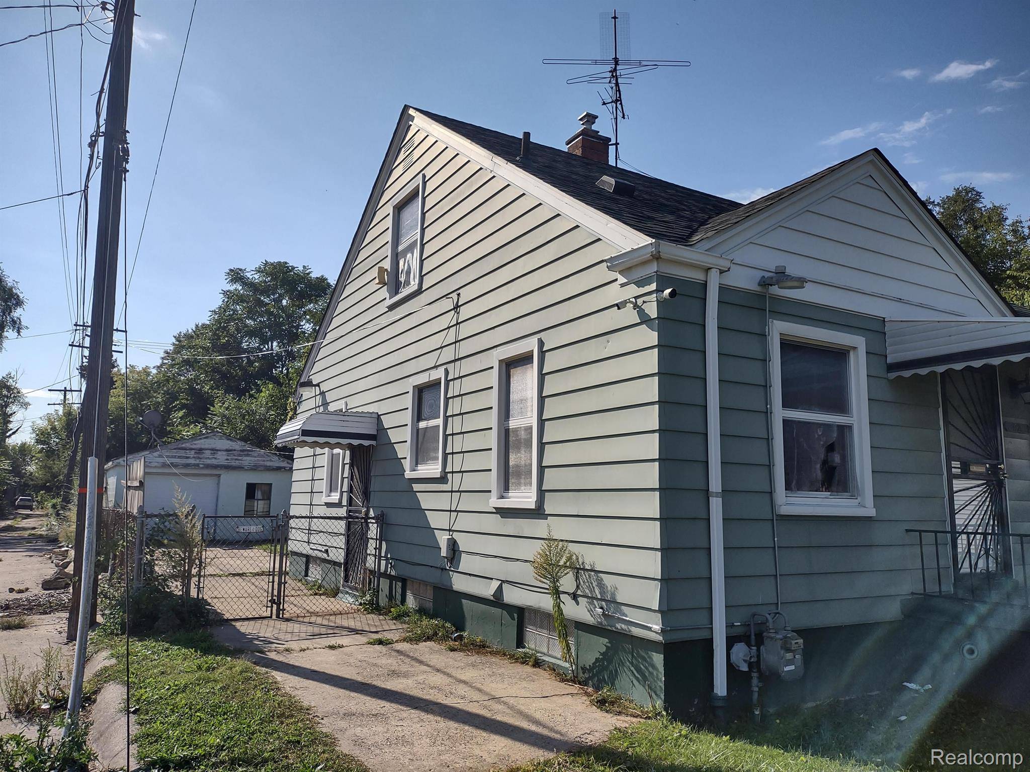 Detroit, MI 48205,17125 WALTHAM ST