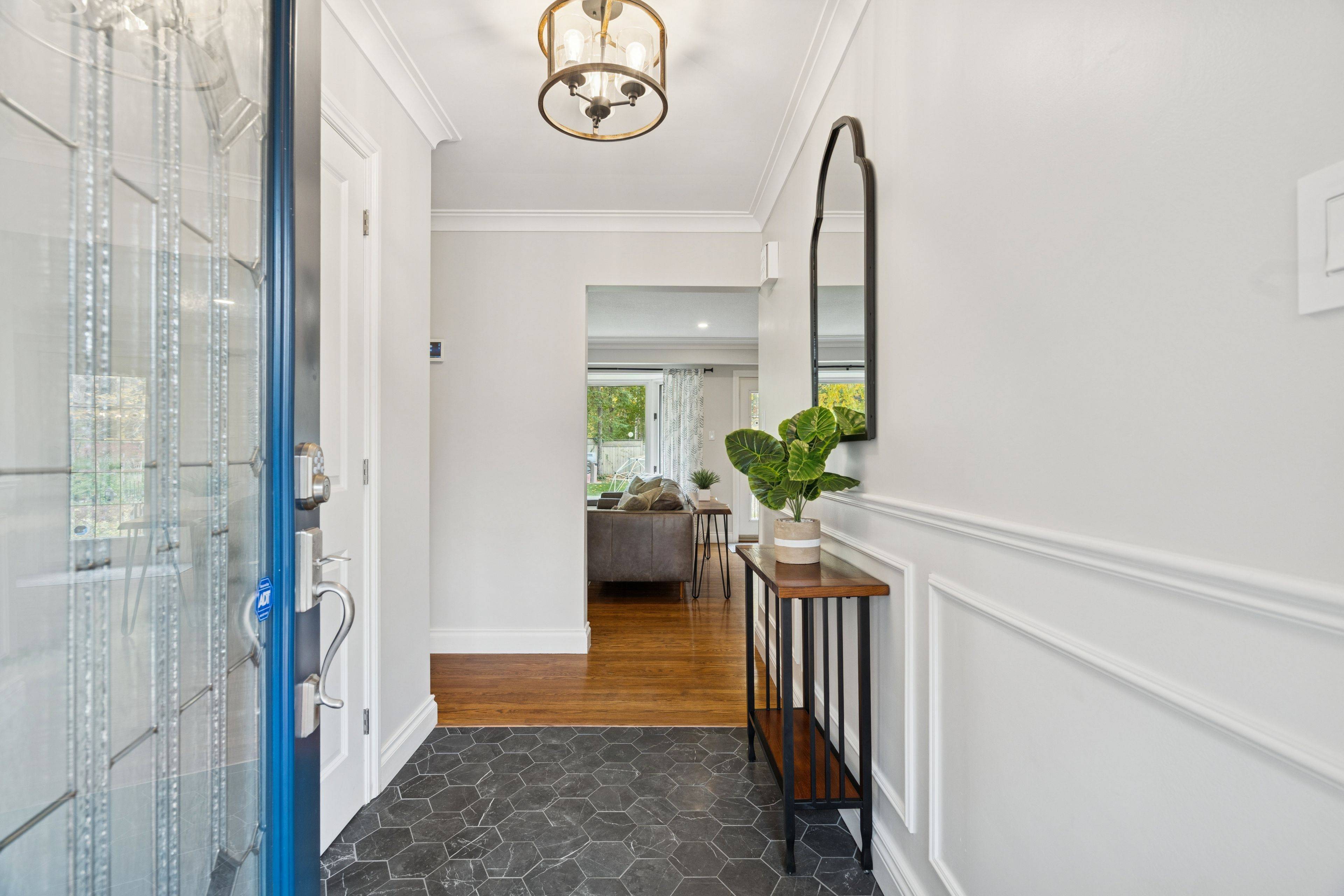 Guelph/eramosa, ON N1H 6J3,6 Beech ST