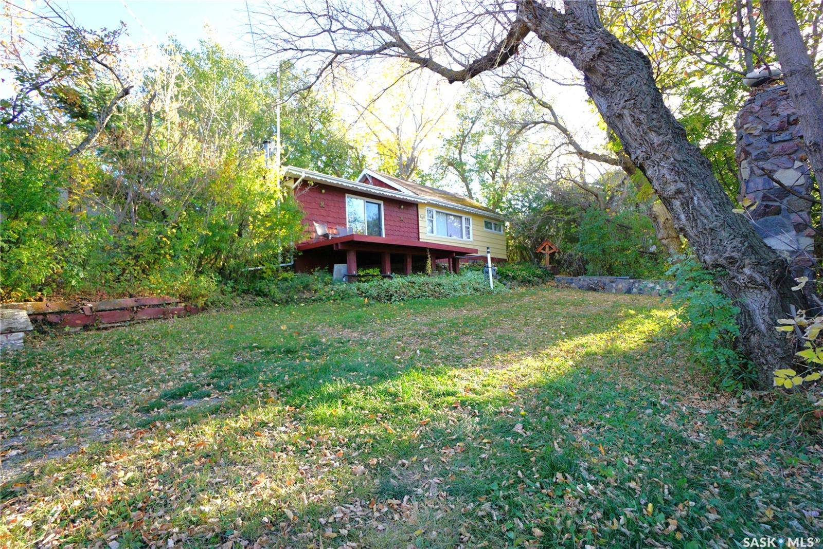 Regina Beach, SK S0G 4C0,608 Nicoll LANE