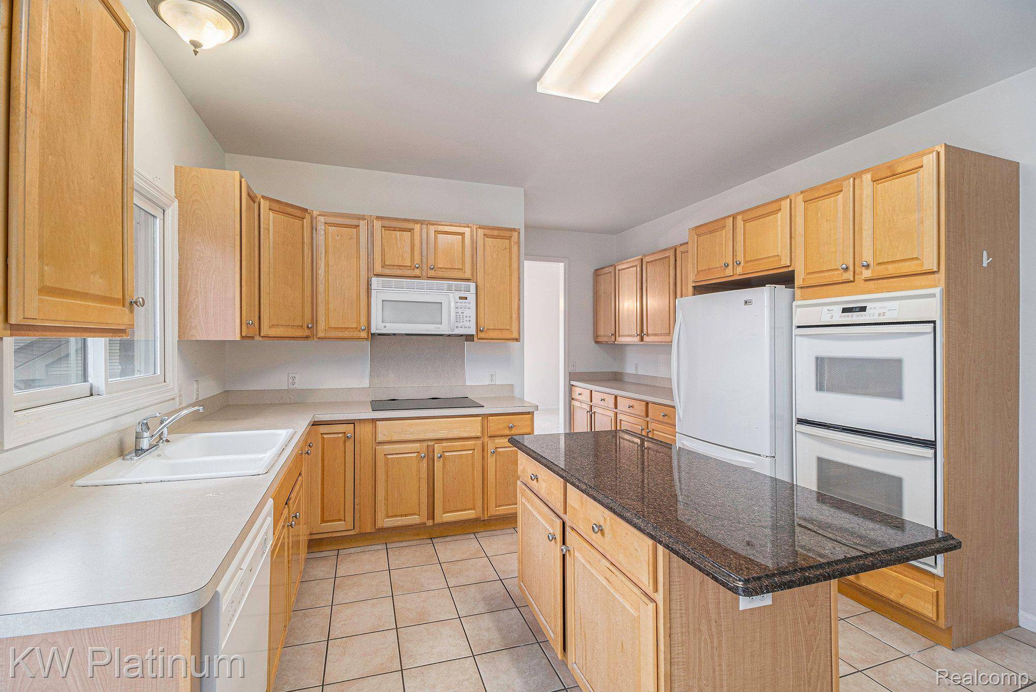 Rochester, MI 48307,1215 PUTNAM CIR