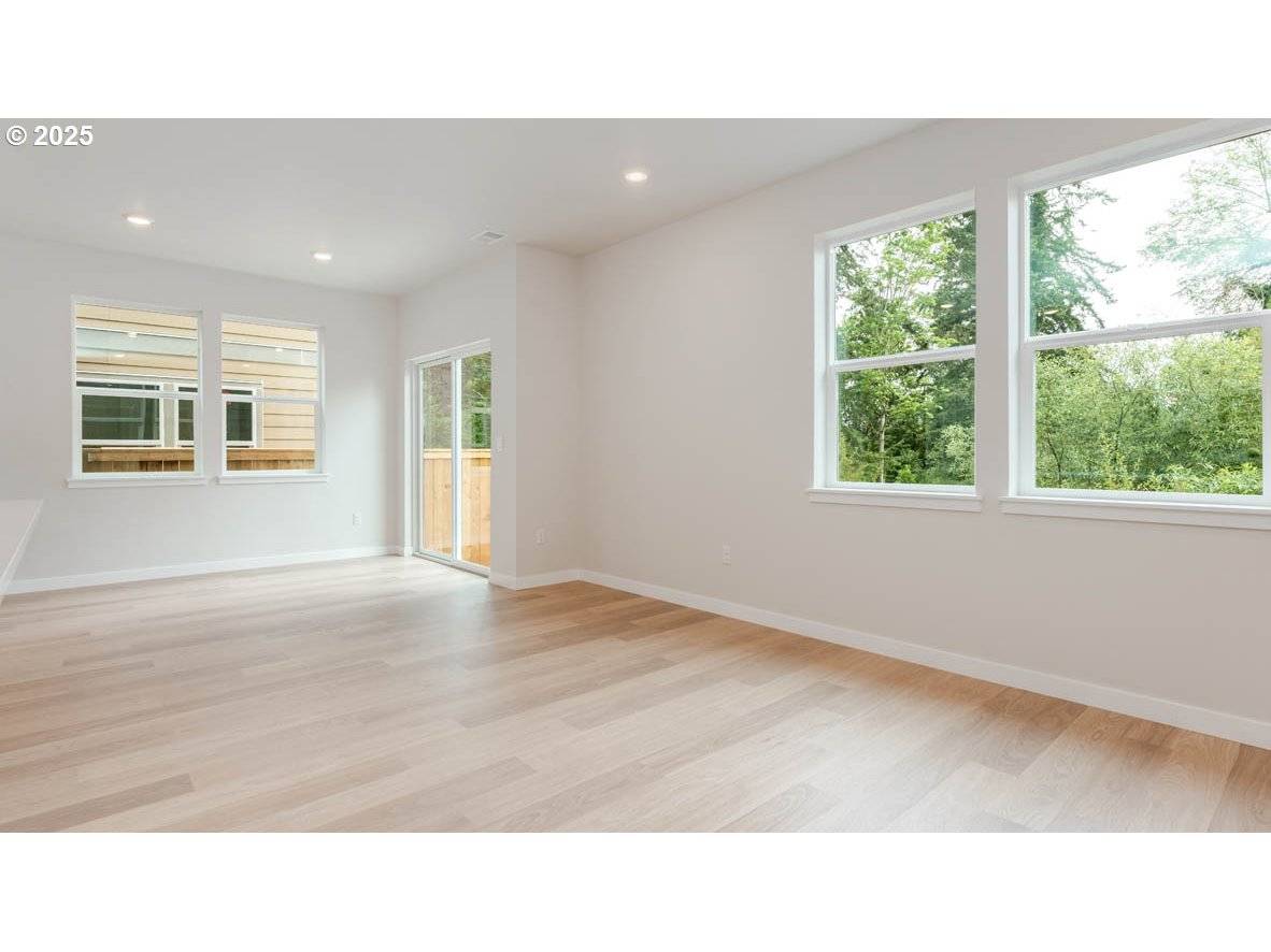 Hillsboro, OR 97123,6497 SE Nasha ST