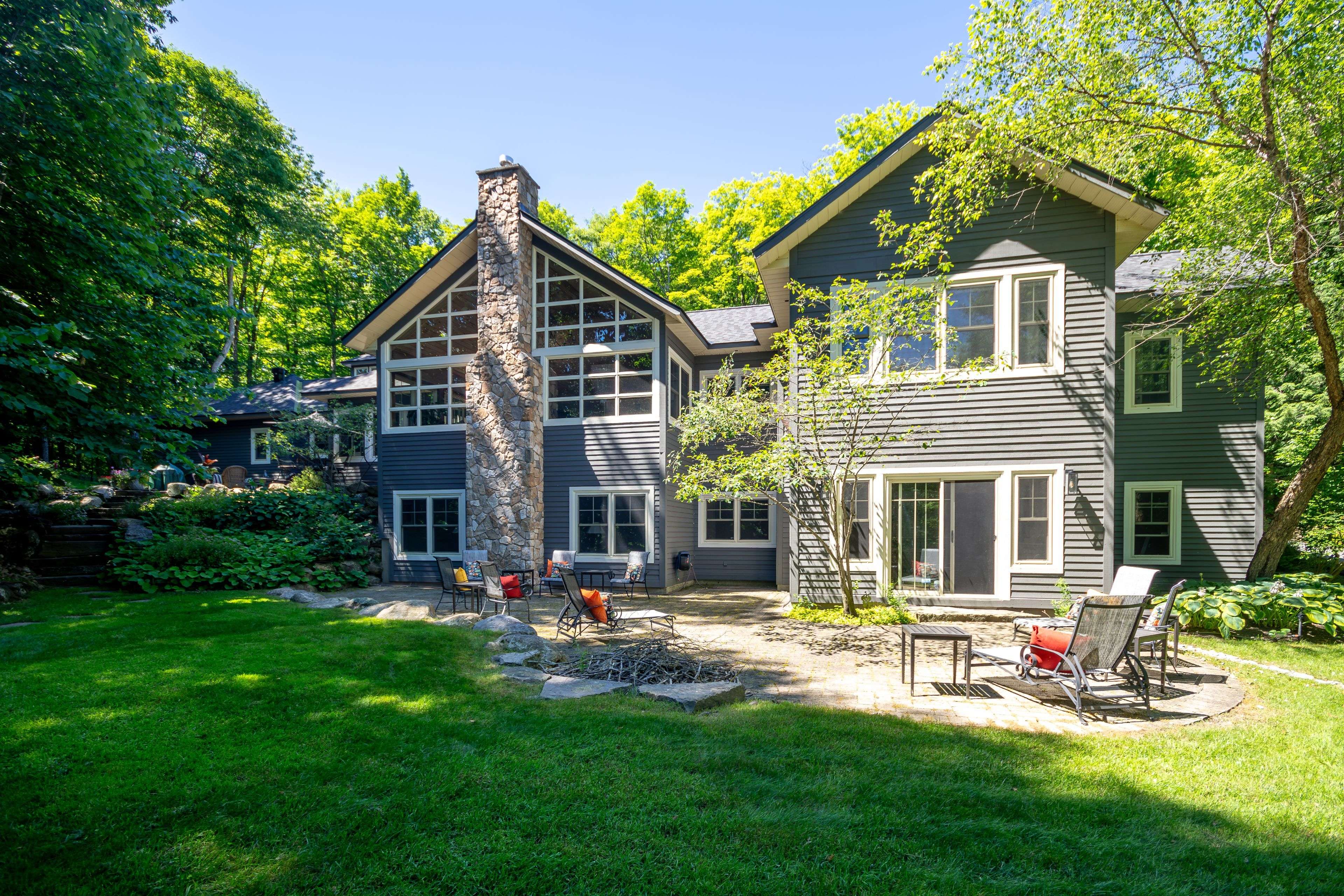 Lake Of Bays, ON P0A 1H0,1024 GRAINGER GROVE RD