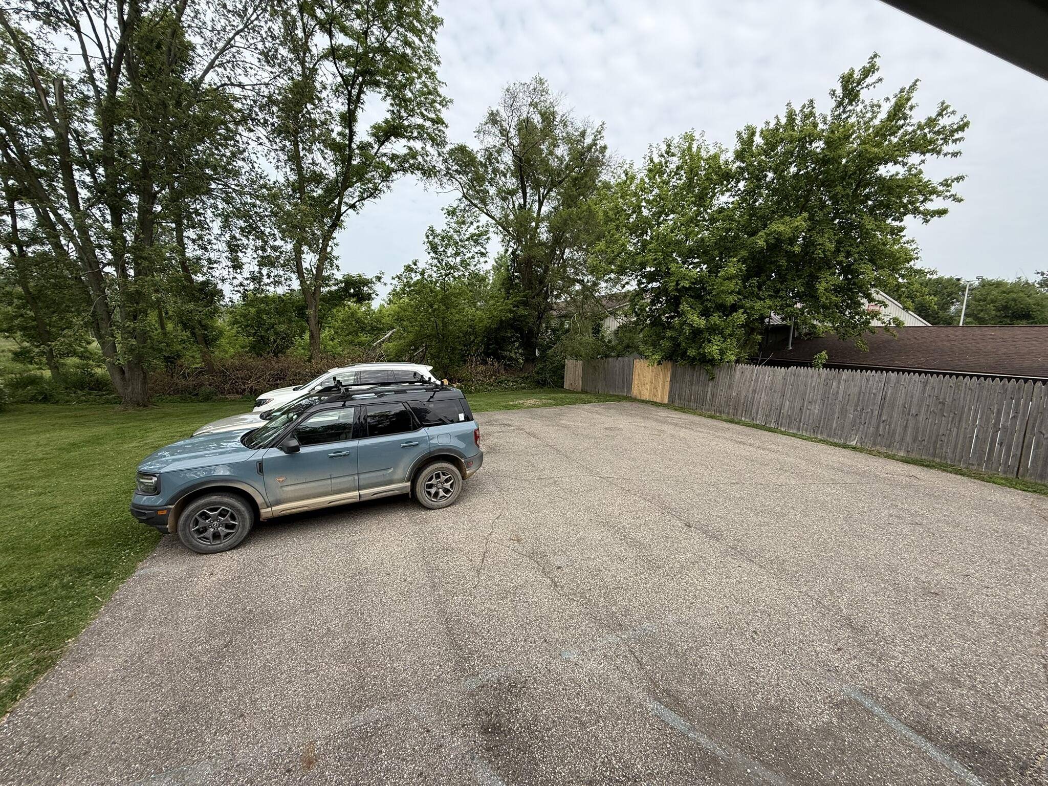 6242 Lovers LN, Portage City, MI 49002