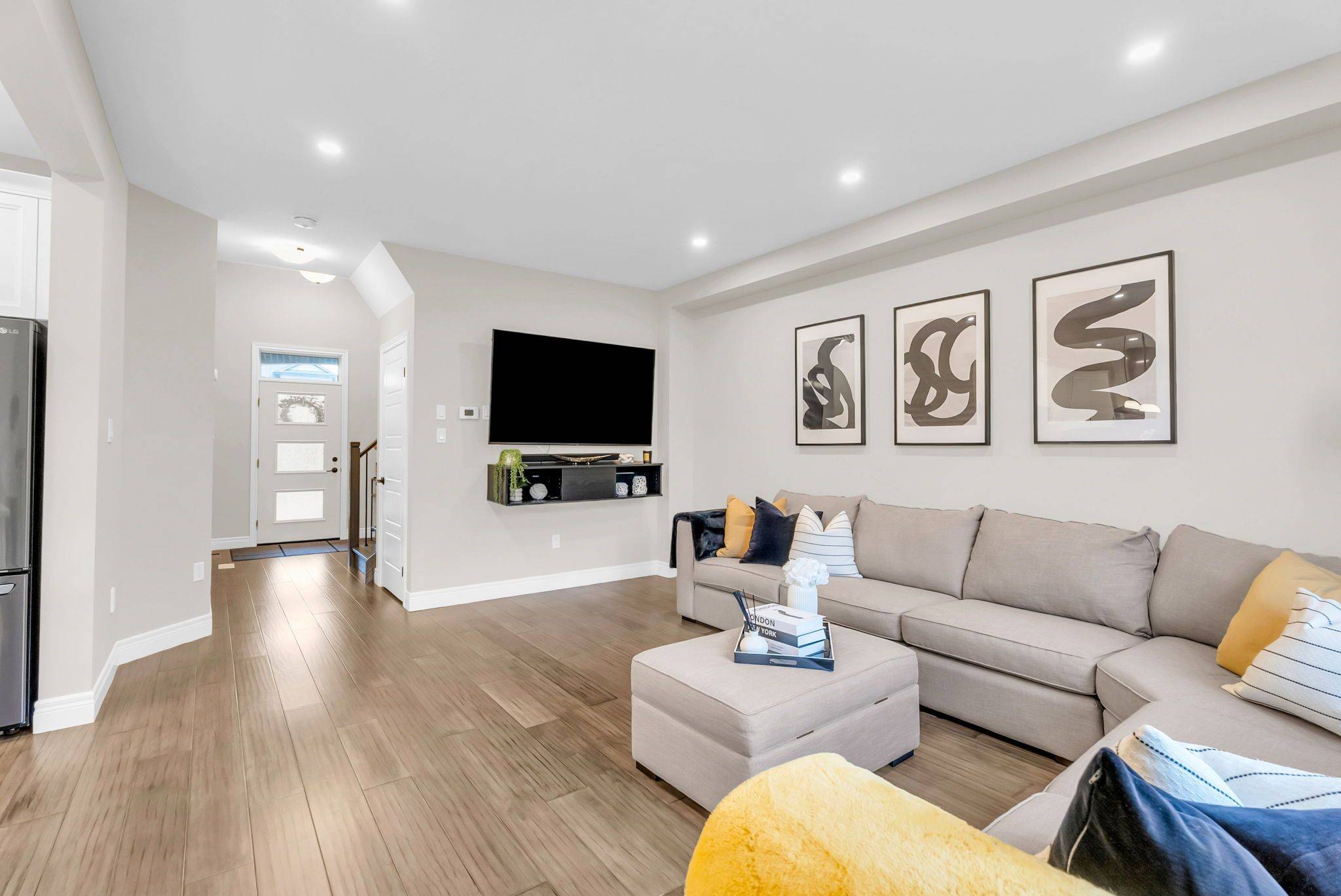 East Luther Grand Valley, ON L9W 7R9,7 Tindall CRES