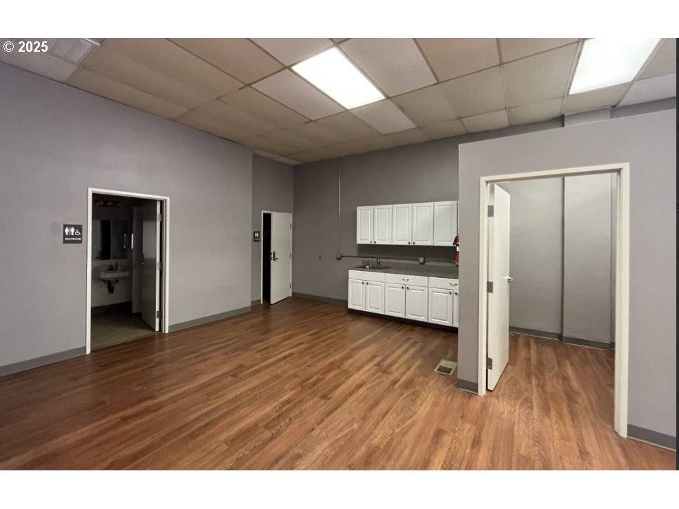 Portland, OR 97203,8426 N LOMBARD ST