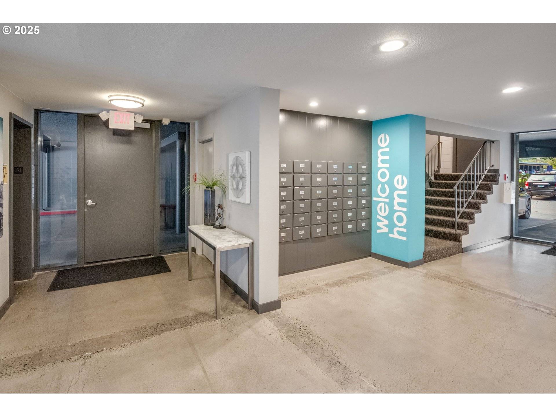 Lake Oswego, OR 97034,200 BURNHAM RD #200