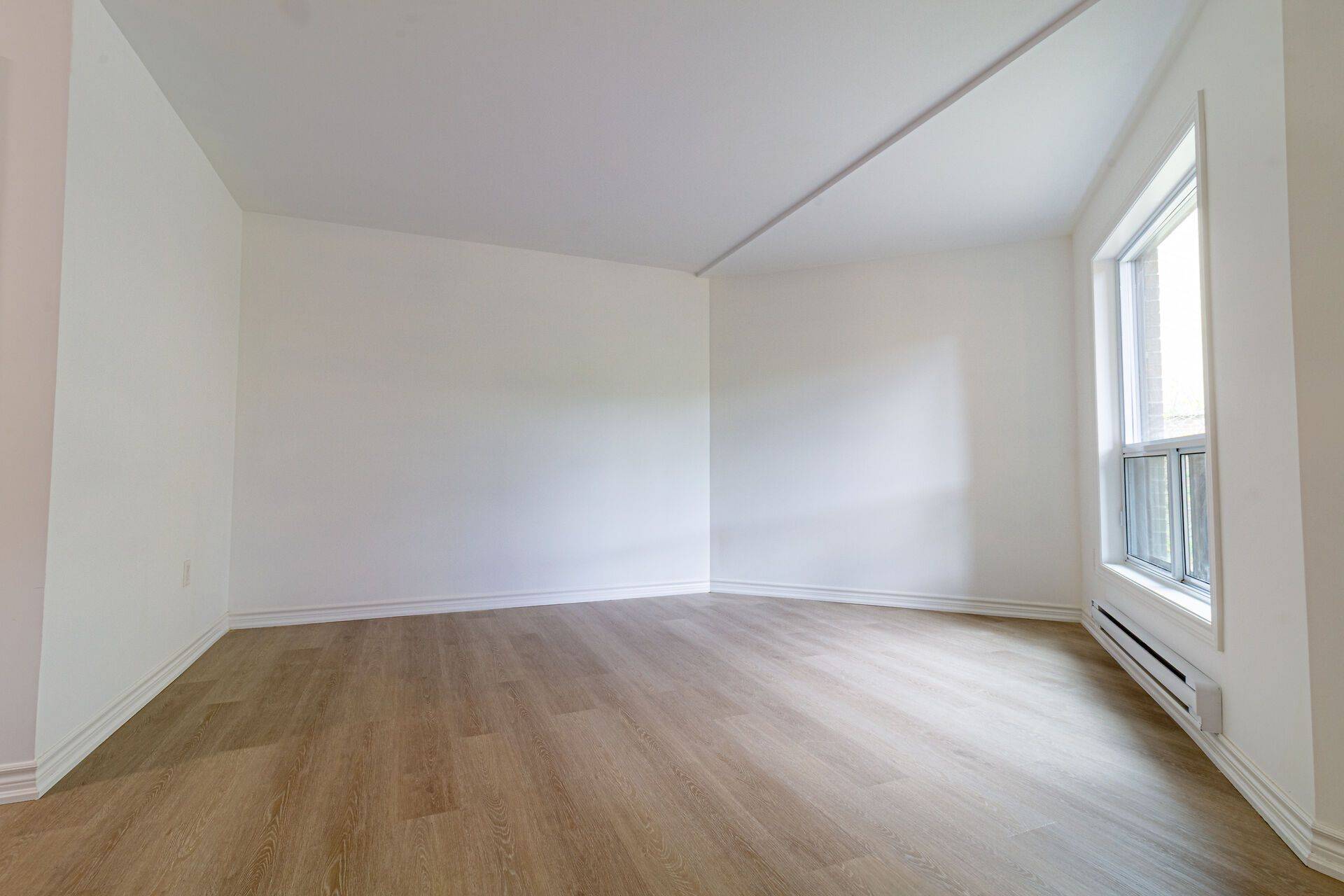 Mississauga, ON L5L 1R7,2035 South Millway N/A #49