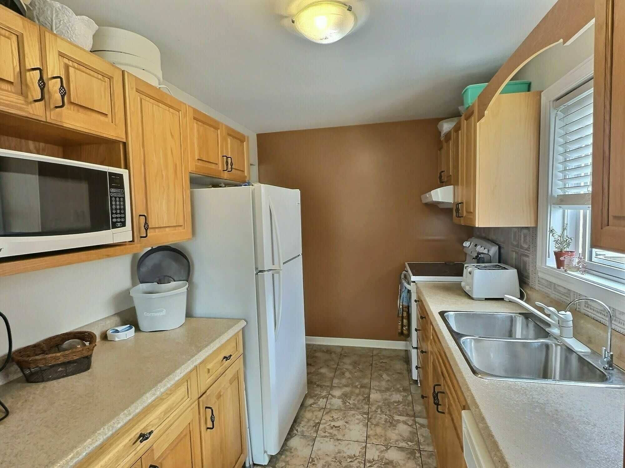 Cornwall, ON K6K 1L2,217A Mckenzie ST W