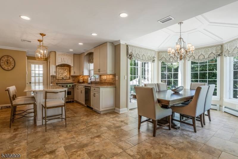 Hanover Twp., NJ 07950,9 Evergreen Ln