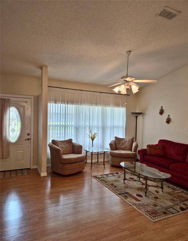 Other City - In The State Of Florida, FL 32141,2909 Pine Tree Dr