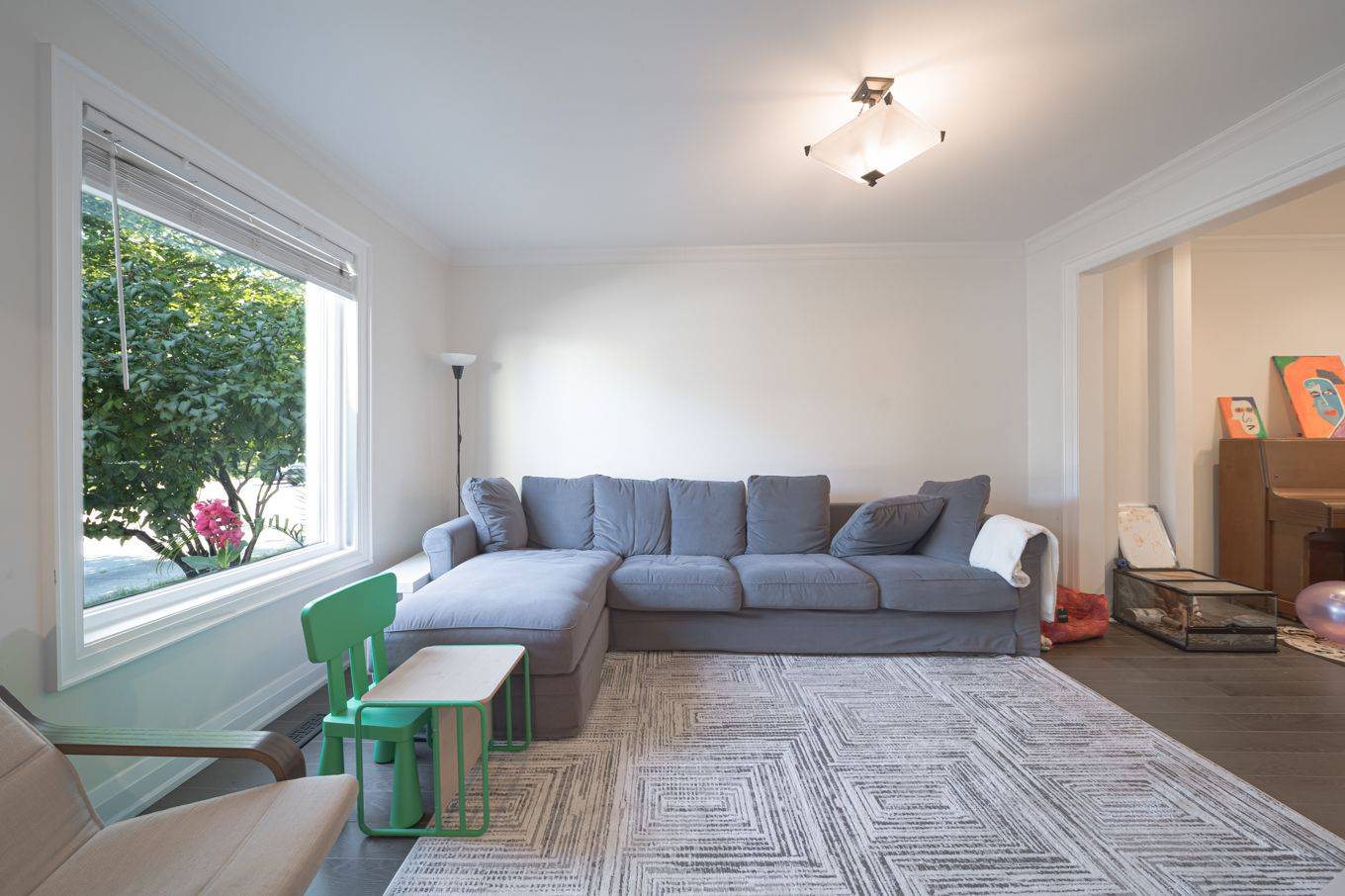 Toronto W02, ON M6N 3P5,258 Weston RD