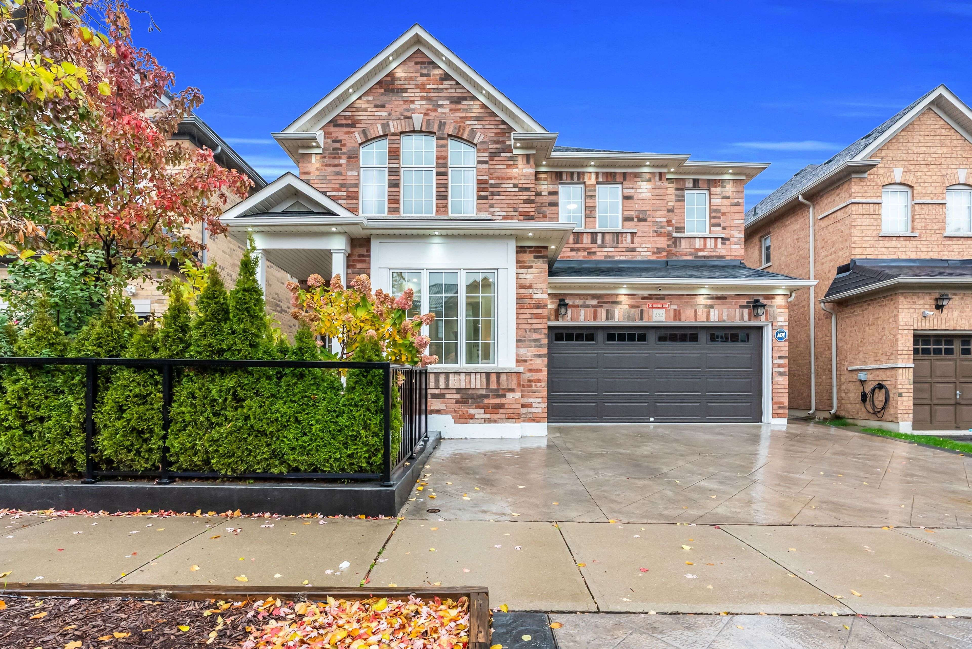 Milton, ON L9T 0T7,262 Swindale DR