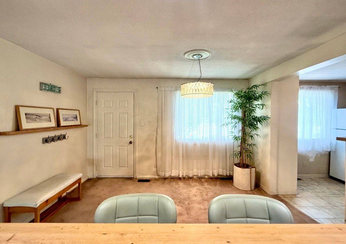 Hamilton, ON L8H 6V8,115 Beach BLVD