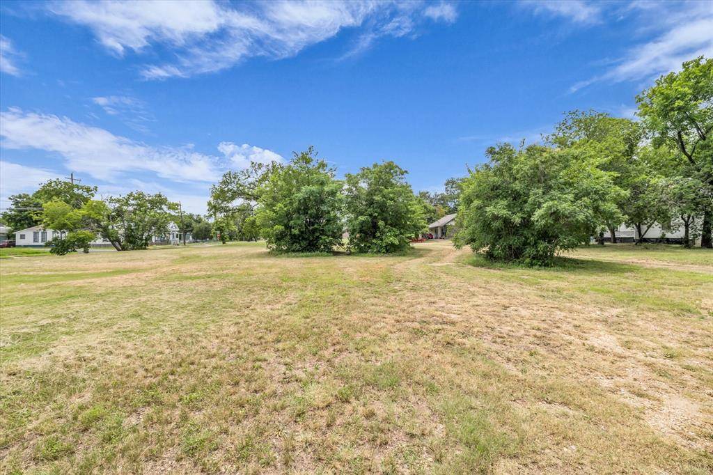 Waco, TX 76707,1323 Morrow Avenue