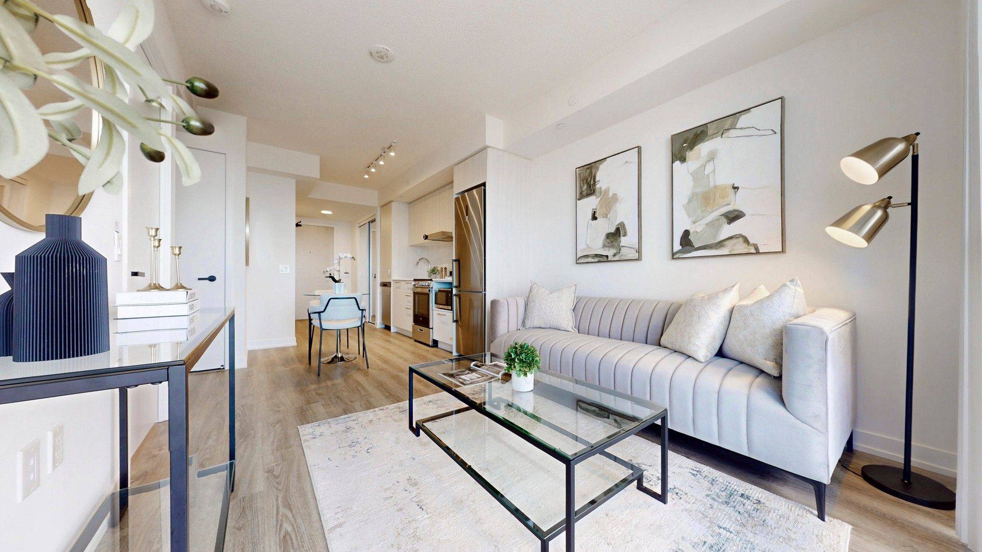 195 Commerce ST #4008, Vaughan, ON L4K 0P9