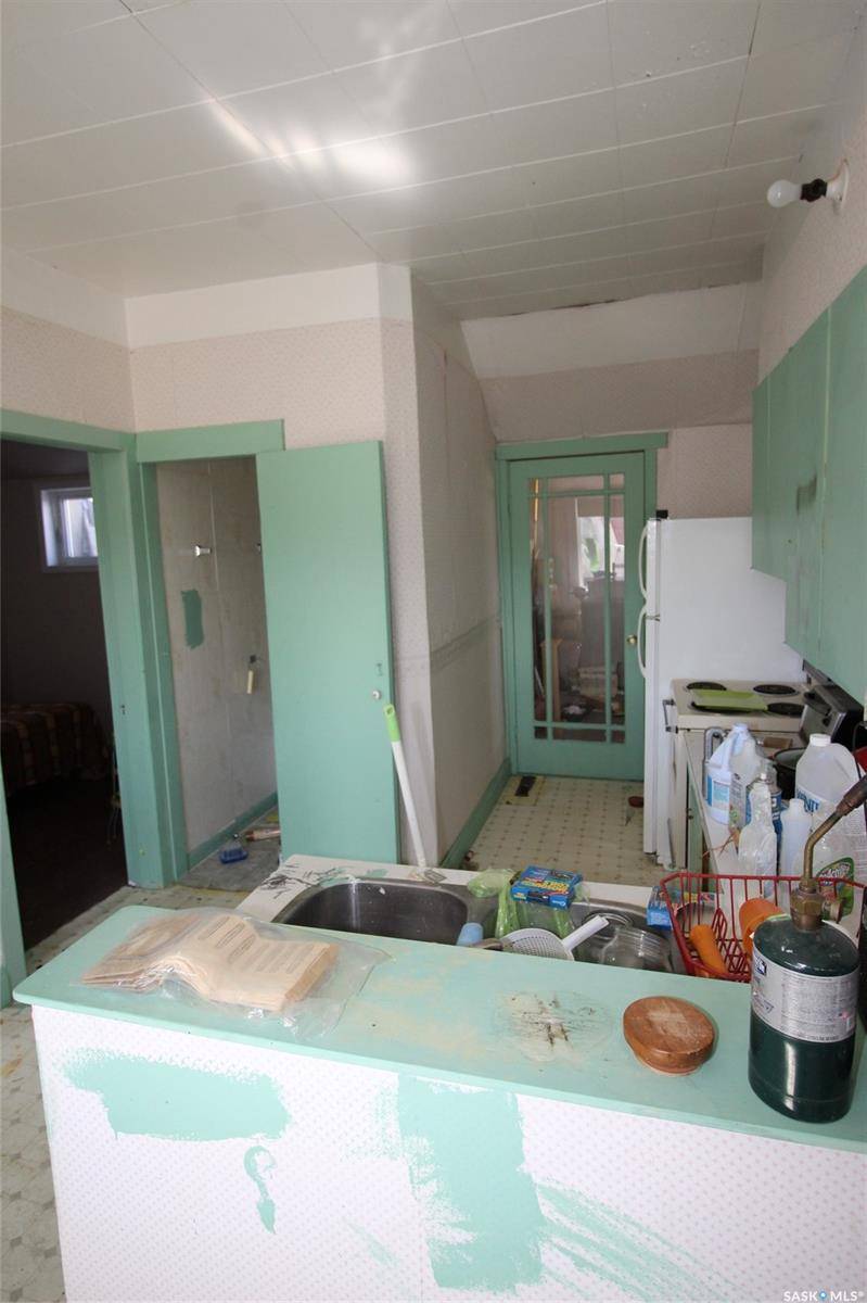 Eastend, SK S0N 0T0,0 Railway STREET E