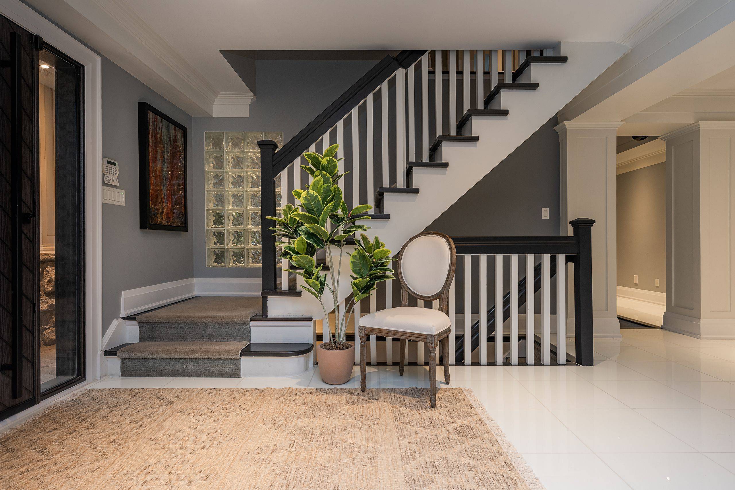 Oakville, ON L6J 5G8,115 Charnwood DR