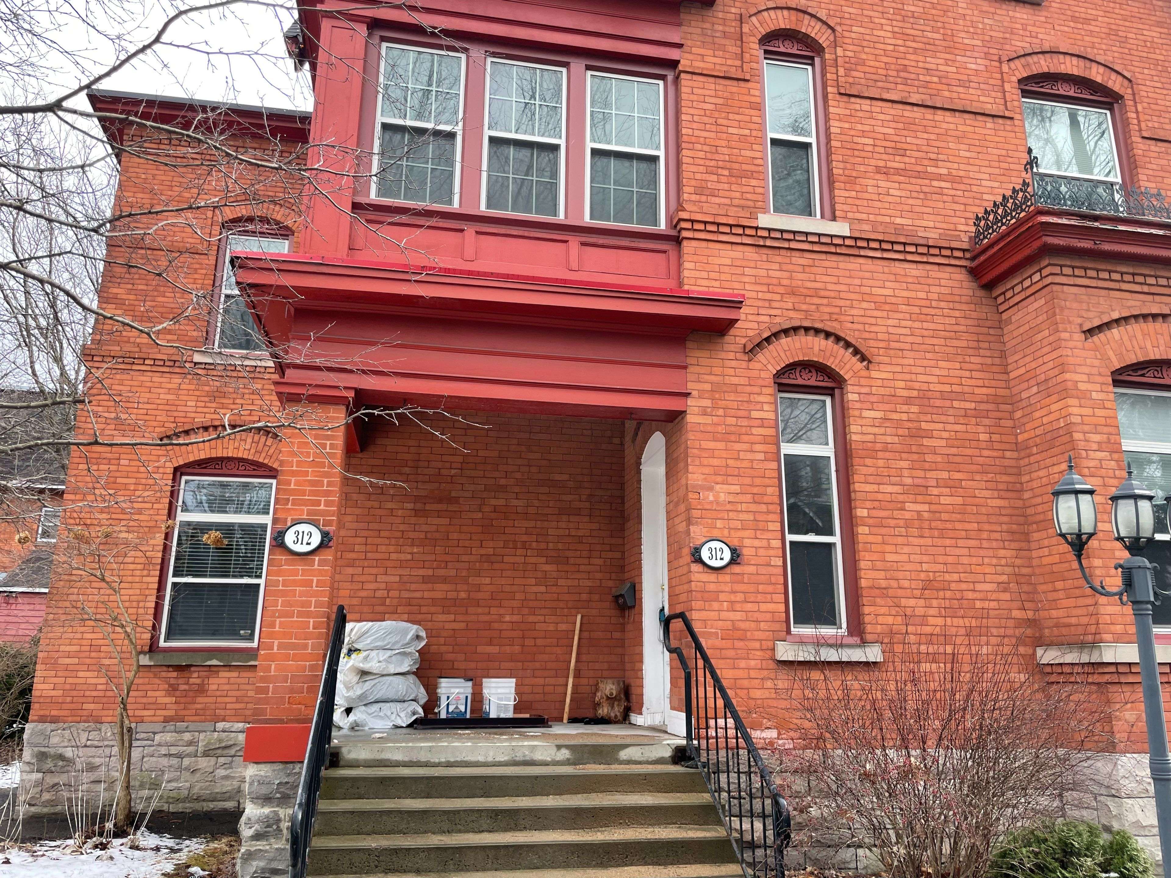 Lower Town - Sandy Hill, ON K1N 6G7,312 Daly AVE