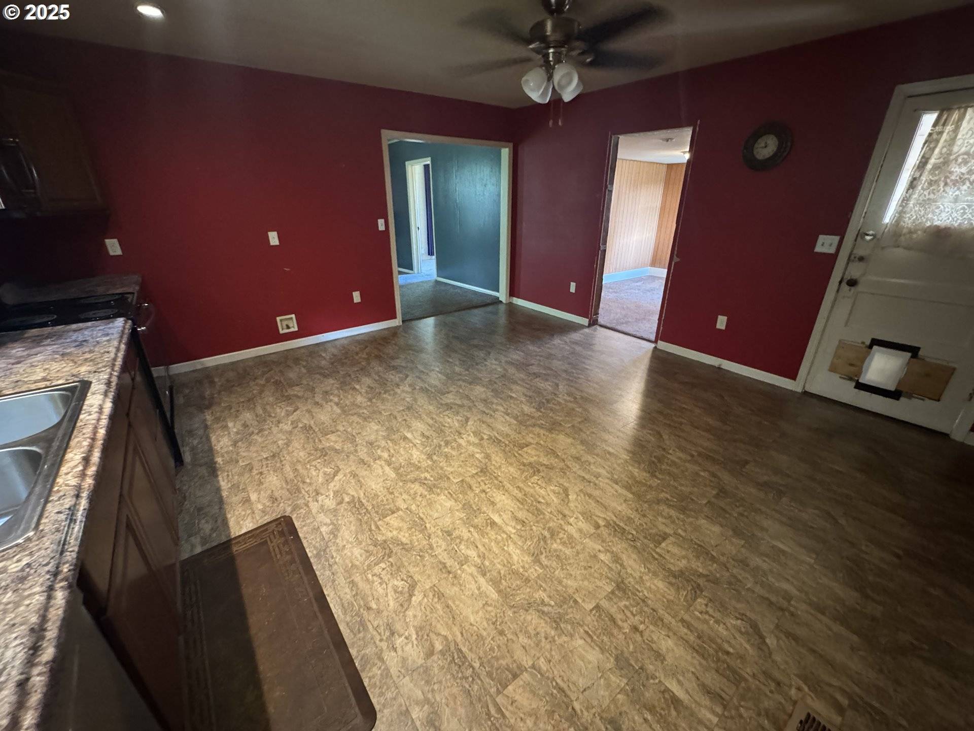 St Helens, OR 97051,35092 PITTSBURG RD