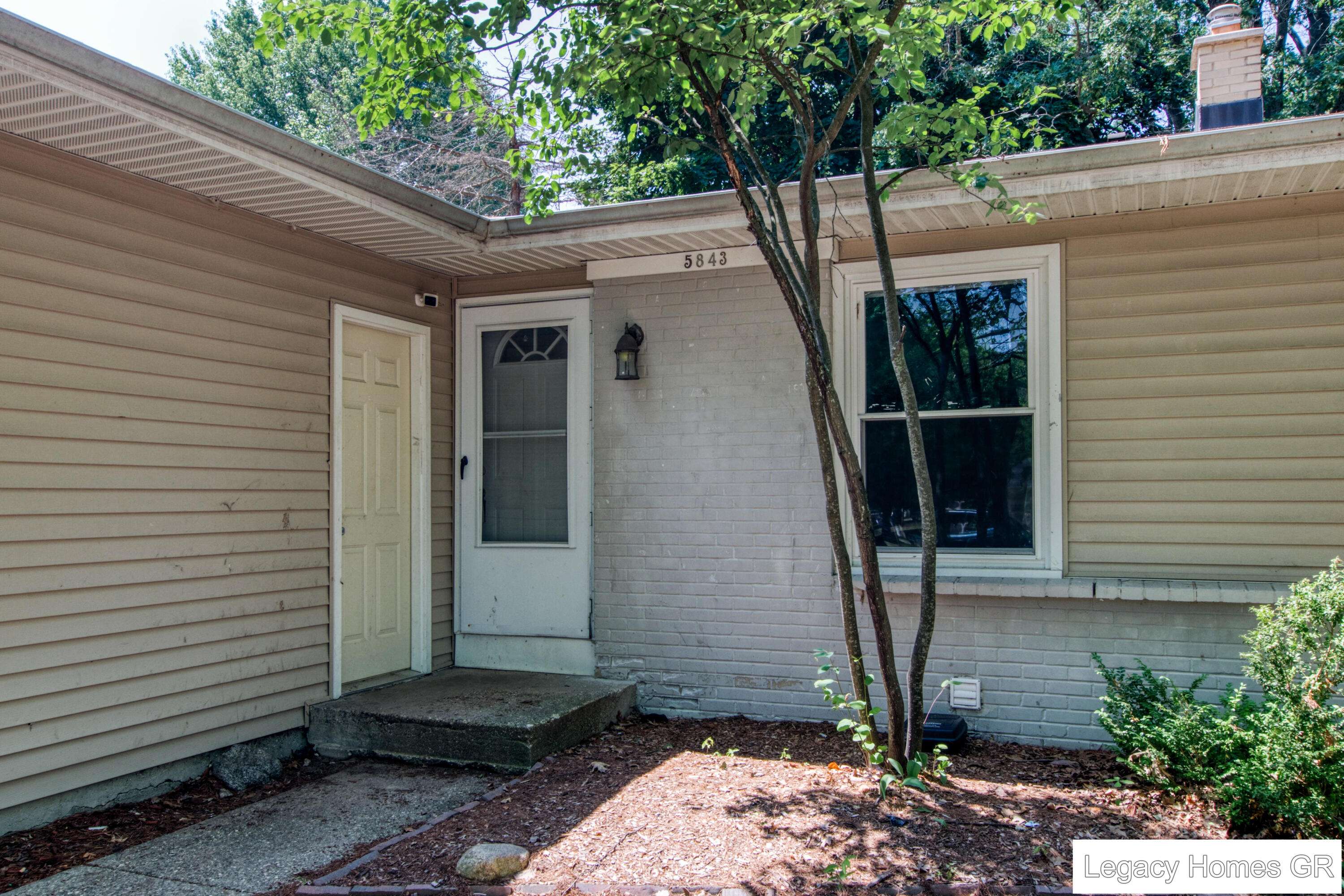 Kentwood, MI 49508,5841 RidgeBrook AVE SE #5843