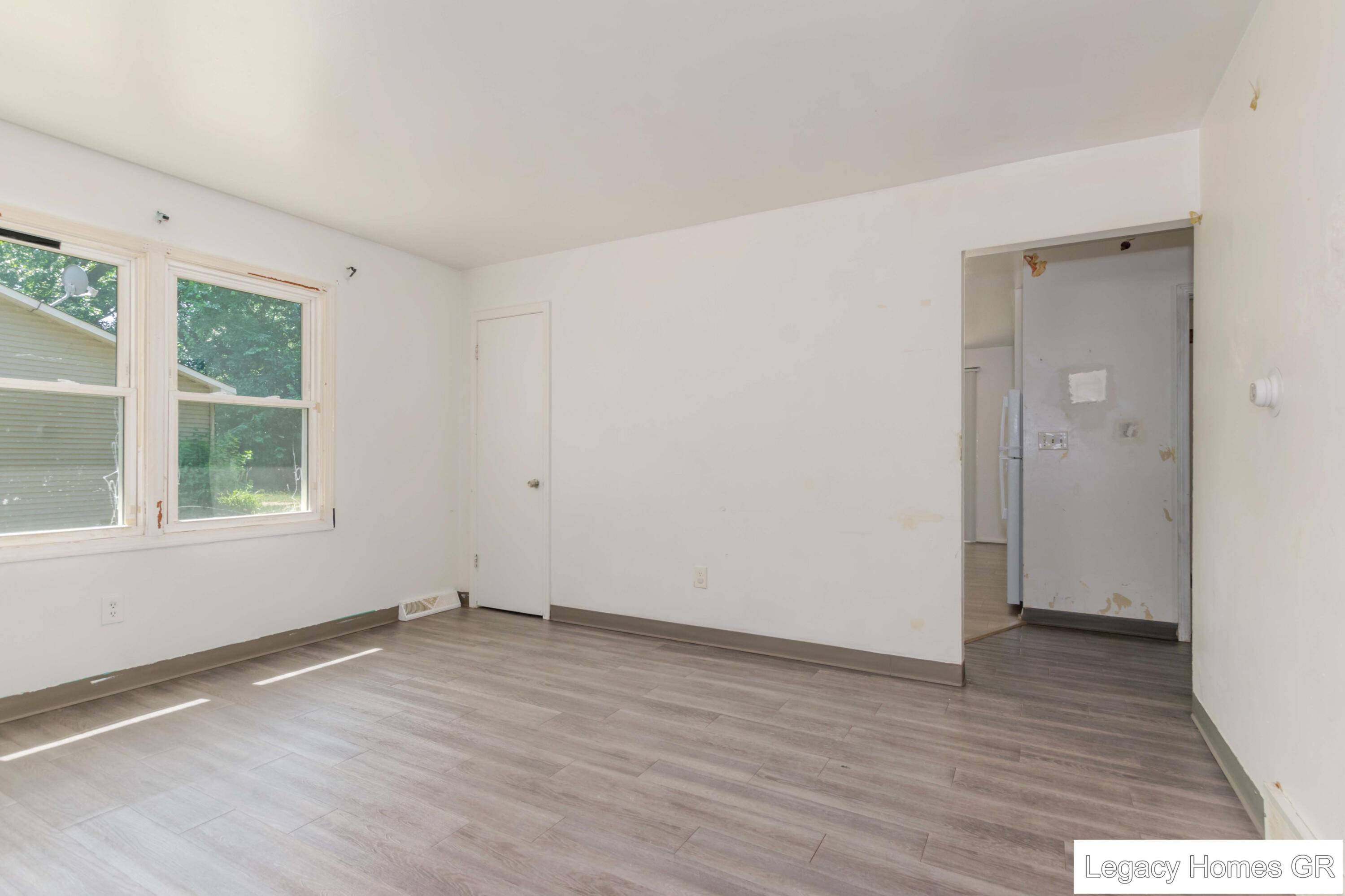 Kentwood, MI 49508,5841 RidgeBrook AVE SE #5843