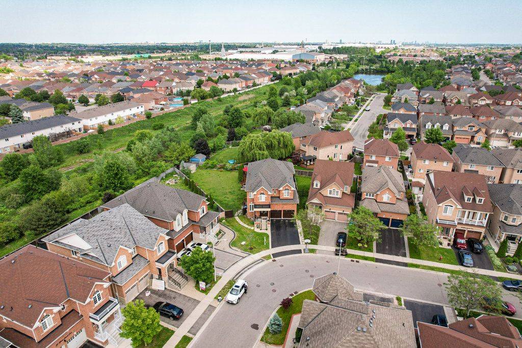 Brampton, ON L7A 0K3,44 Game Creek CRES
