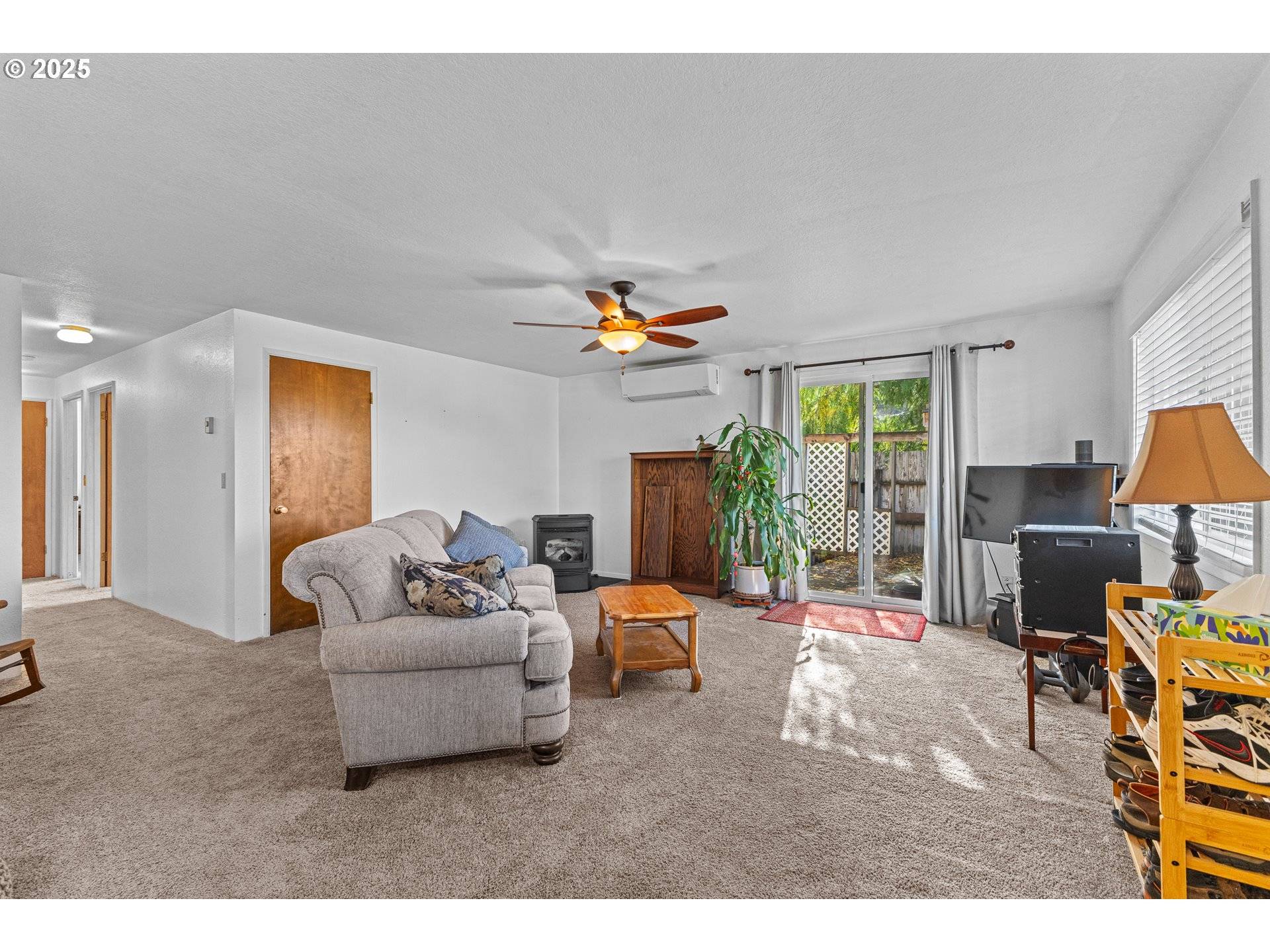 Coquille, OR 97423,36 N VERNON ST