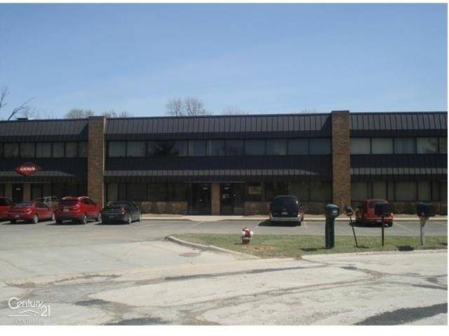 MI 48184,3757 Commerce Ct RD