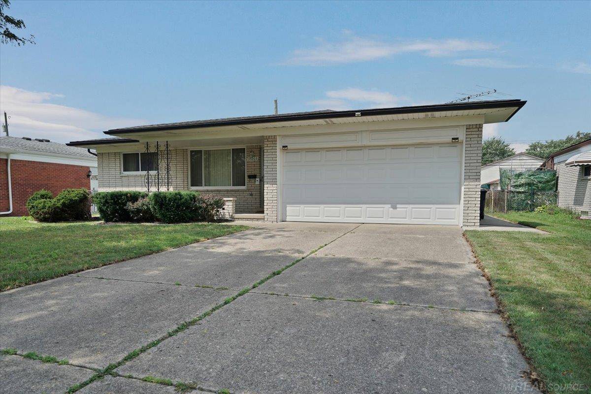 Sterling Heights, MI 48312,35203 Eden Park DR