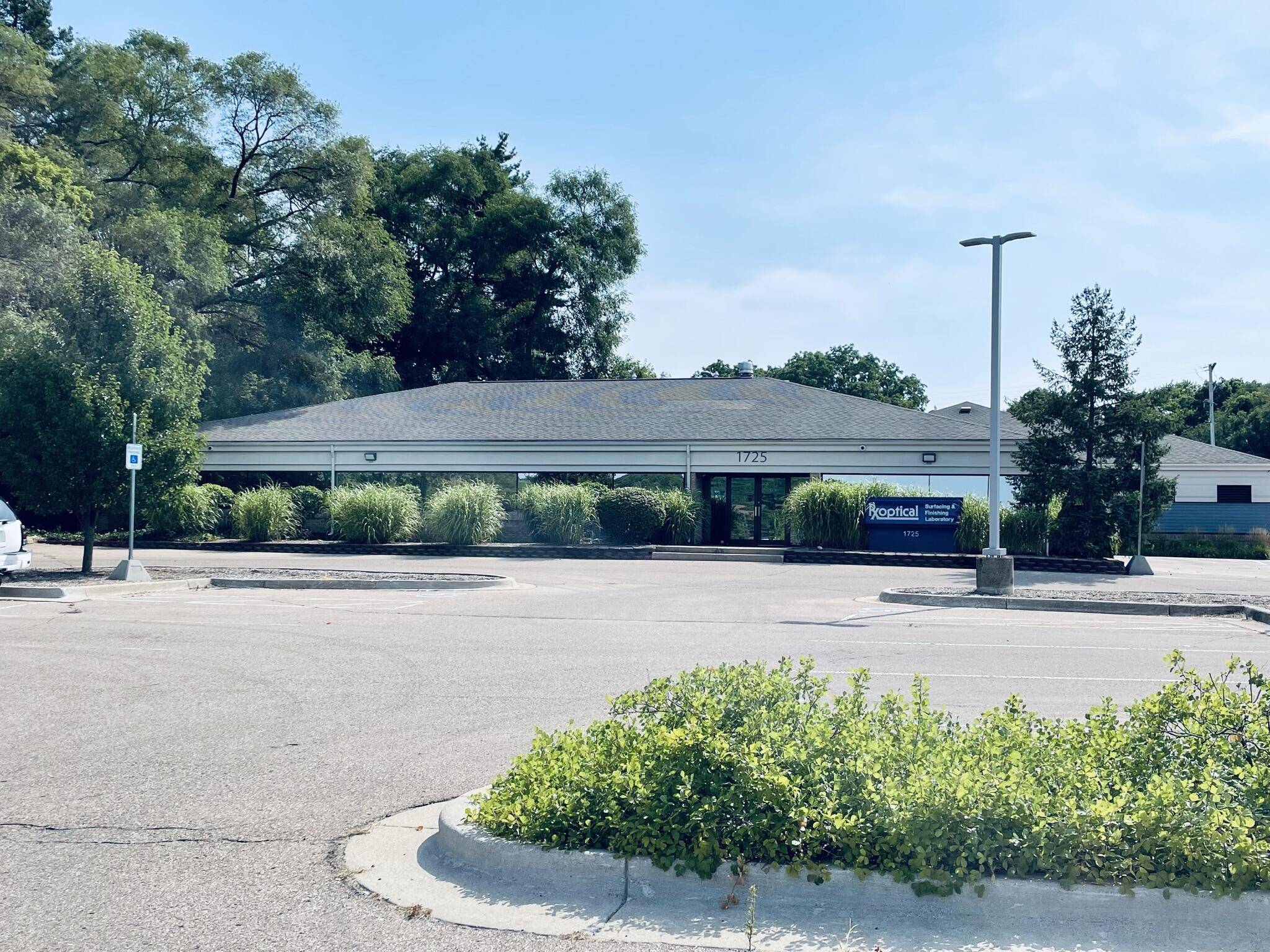 MI 49001,1725 S Park ST