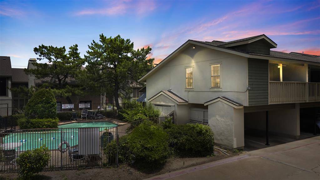 Dallas, TX 75243,9613 Walnut Street #2101