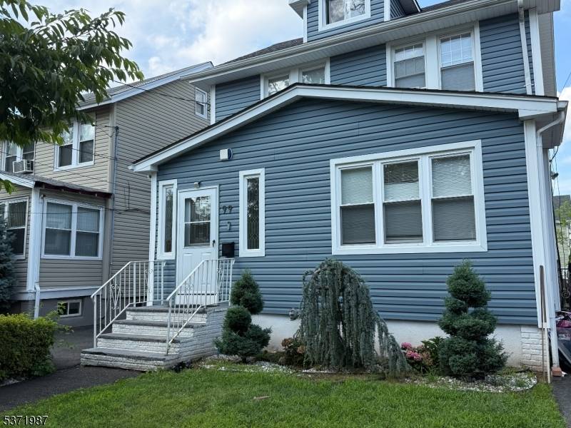 Newark City, NJ 07106,99 Mountain View Pl