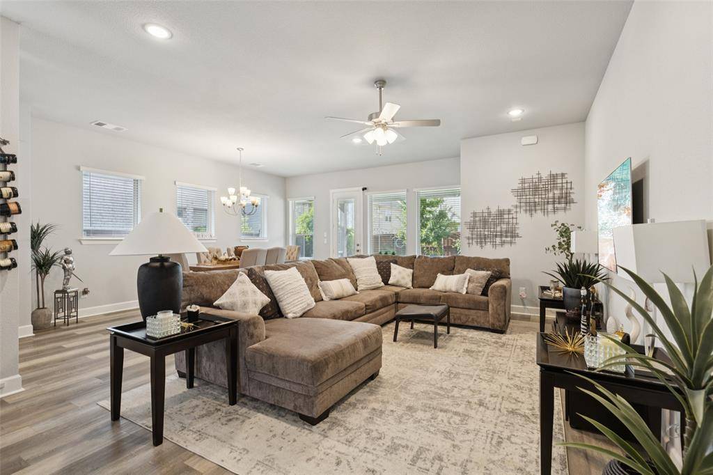 Little Elm, TX 75068,329 Foxthorne Way